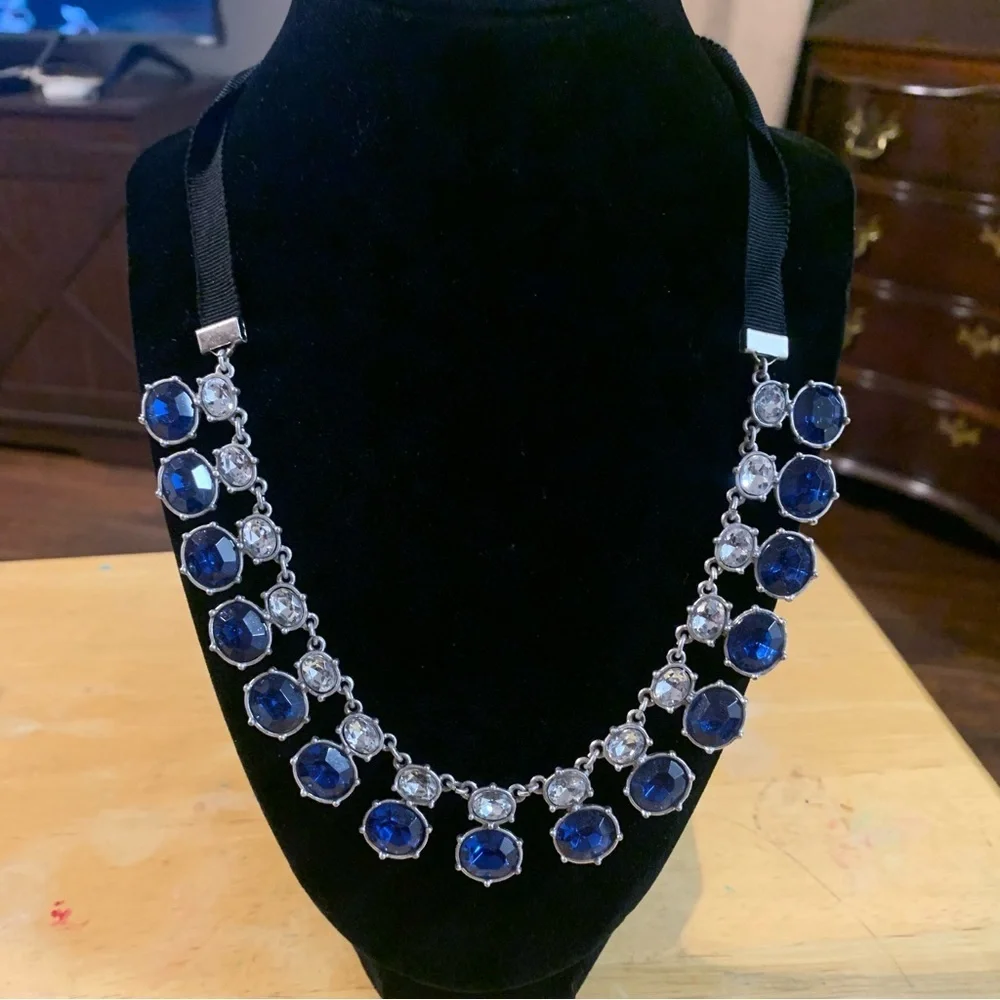 Avon Fancy Collar Blue Gemstone Necklace. NIB 2010